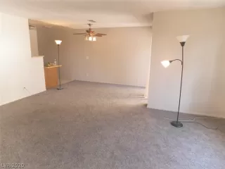 Photo #3: 2225987 Listing