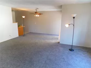 Photo #4: 2225987 Listing