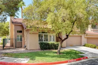 Photo #3: 2225989 Listing 