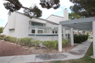 Photo #2: 2226006 Listing