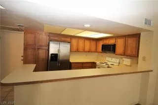 Photo #6: 2226006 Listing