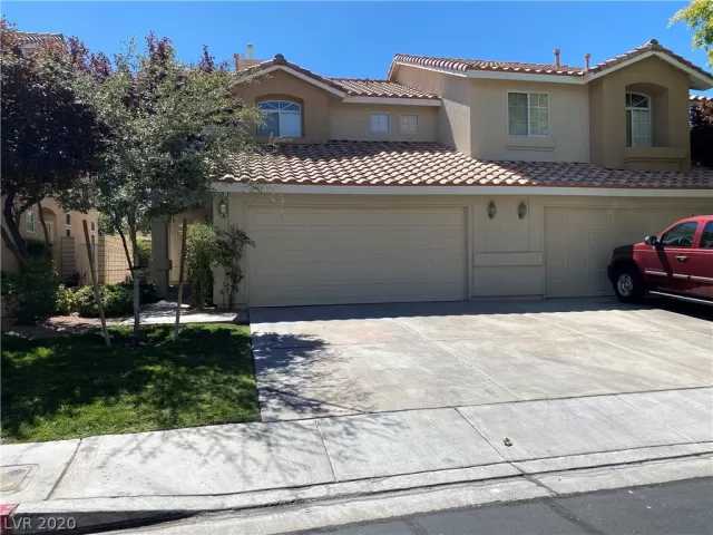 MLS: 2226108 Condo For Sale