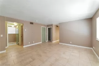 Photo #6: 2226117 Listing 