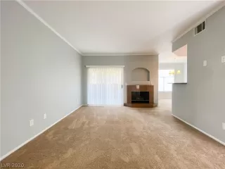 Photo #4: 2226139 Listing