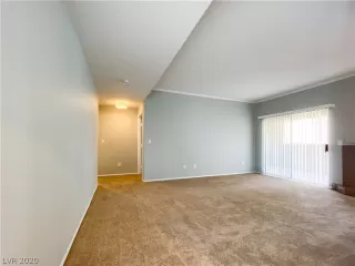 Photo #5: 2226139 Listing