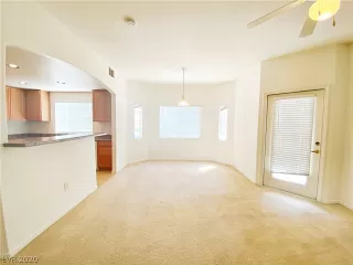 Photo #5: 2226163 Listing 