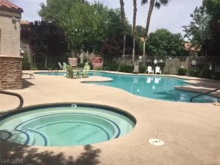 Photo #3: 2226216 Listing