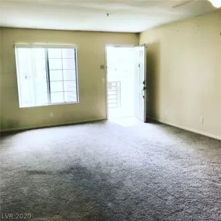 Photo #5: 2226216 Listing