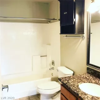 Photo #6: 2226216 Listing