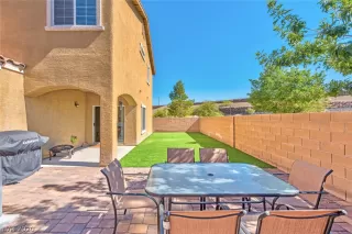 Photo #3: 2226217 Listing