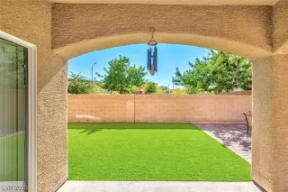 Photo #5: 2226217 Listing