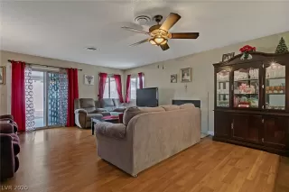 Photo #4: 2226245 Listing 