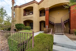 Photo #1: 2226257 Listing 