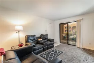 Photo #5: 2226257 Listing 