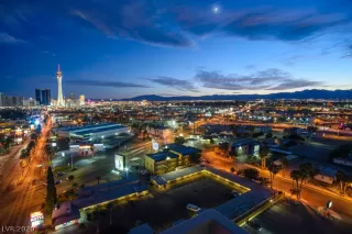 Photo #1: 2226271 Listing