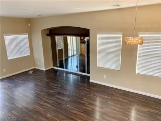 Photo #2: 2226299 Listing 