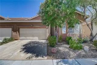 Photo #2: 2226324 Listing