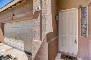 Photo #3: 2226324 Listing