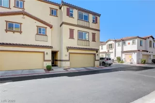 Photo #1: 2226327 Listing