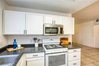 Photo #6: 2226334 Listing 