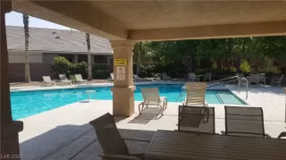 Photo #5: 2226416 Listing