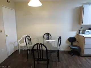 Photo #5: 2226467 Listing