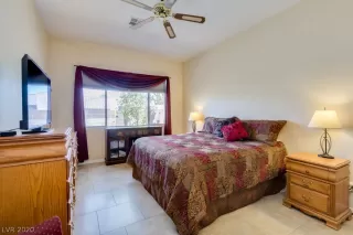 Photo #3: 2226513 Listing