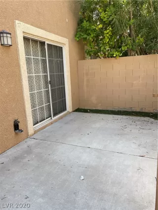 Photo #1: 2226588 Listing 