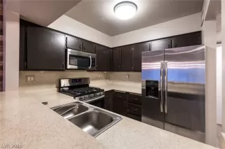 Photo #5: 2226635 Listing 