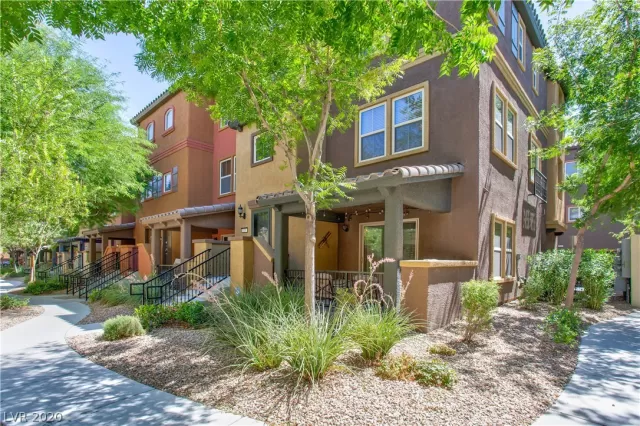 MLS: 2226649 Condo For Sale