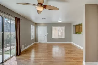 Photo #5: 2226656 Listing