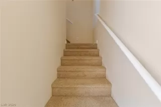 Photo #3: 2226668 Listing