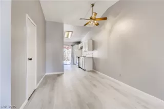 Photo #3: 2226672 Listing