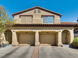 Photo #1: 2226690 Listing