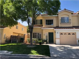 Photo #1: 2226695 Listing