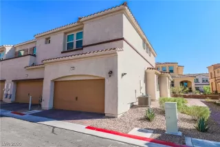 Photo #4: 2226701 Listing