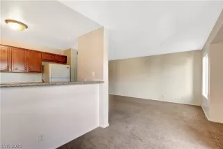 Photo #5: 2226760 Listing 