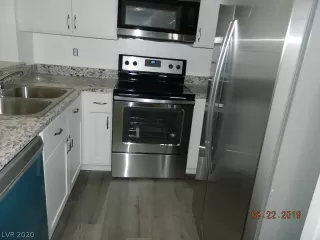 Photo #2: 2226798 Listing