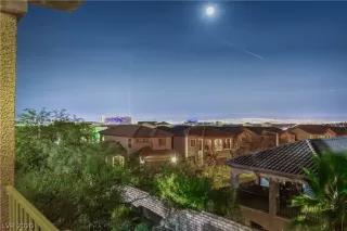 Photo #3: 2226841 Listing 