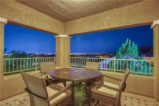 Photo #6: 2226841 Listing 