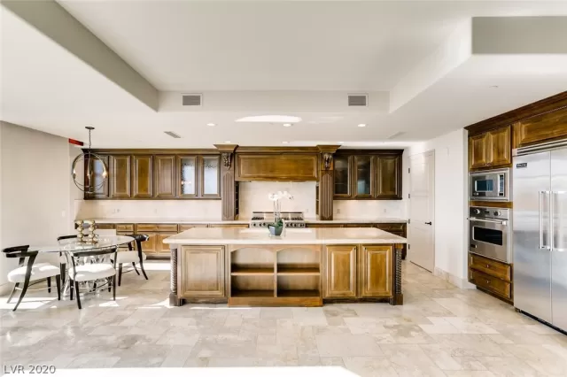 MLS: 2226899 Condo For Sale
