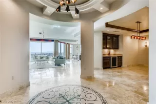Photo #2: 2226899 Listing 