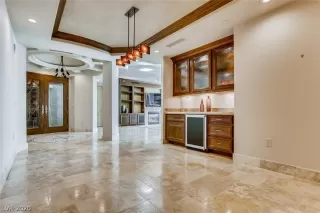 Photo #5: 2226899 Listing 