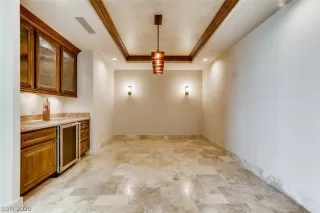 Photo #6: 2226899 Listing 