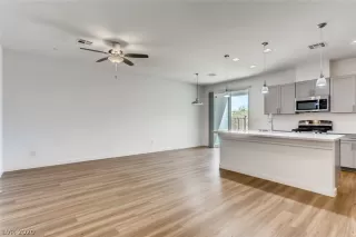 Photo #6: 2226910 Listing 