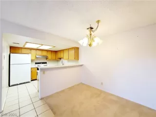 Photo #6: 2226941 Listing 