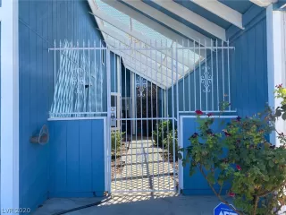 Photo #3: 2226959 Listing