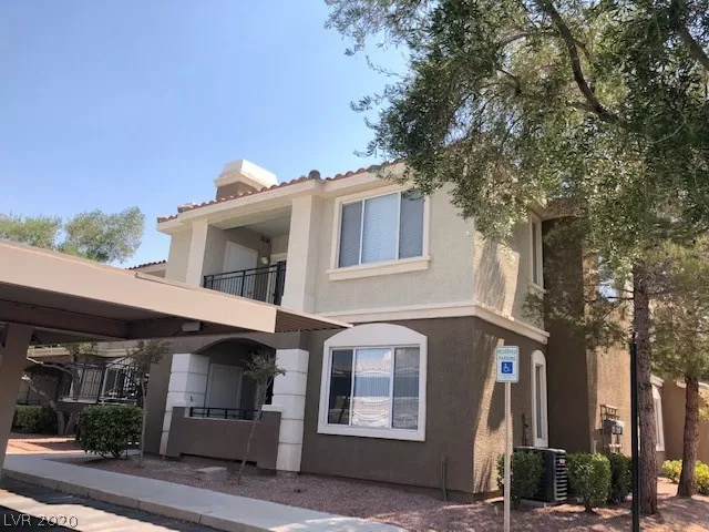 MLS: 2226998 Condo For Sale