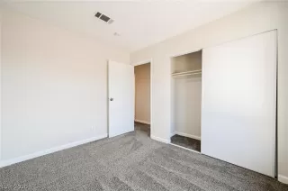 Photo #3: 2227007 Listing