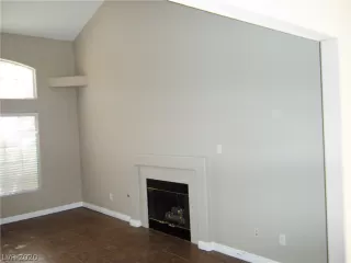 Photo #2: 2227027 Listing 